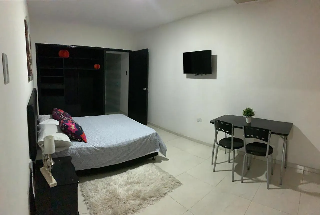 מלון קאלי El Rincon De Granada Casa De Huespedes 0*,  קולומביה