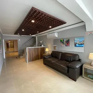 Amoek 3*, Cartagena Colombia